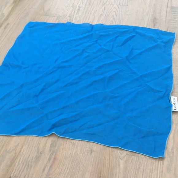 Bebe Scarf-Beautiful blue colors - Picture 2 of 4